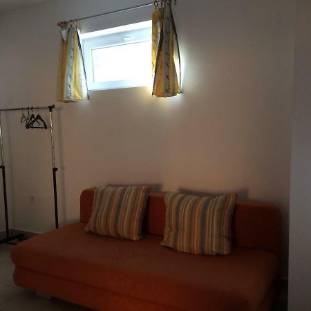 Teraszos Haz Hotell Balatonlelle Exteriör bild