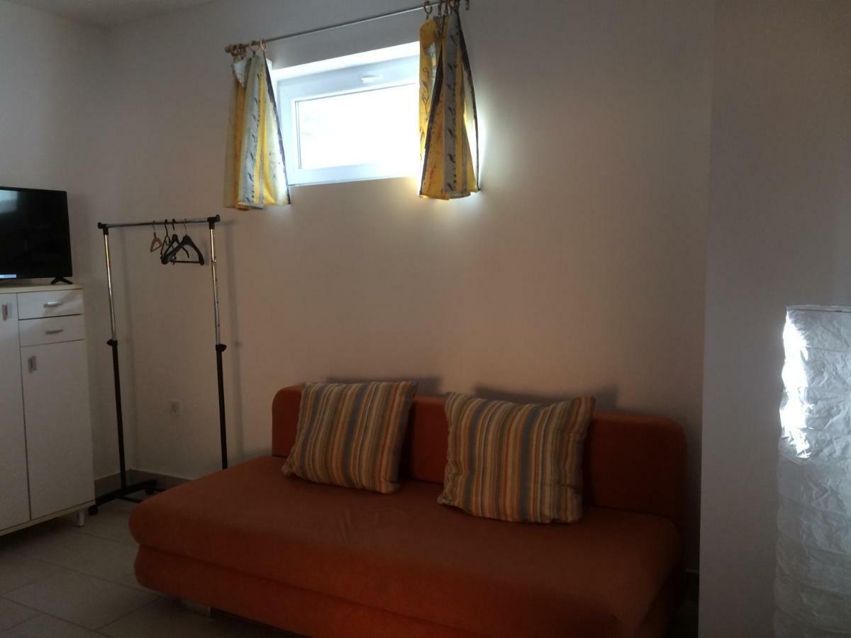 Teraszos Haz Hotell Balatonlelle Exteriör bild